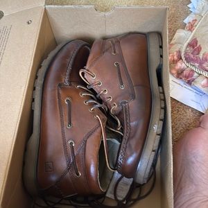 Brand new sperry boots